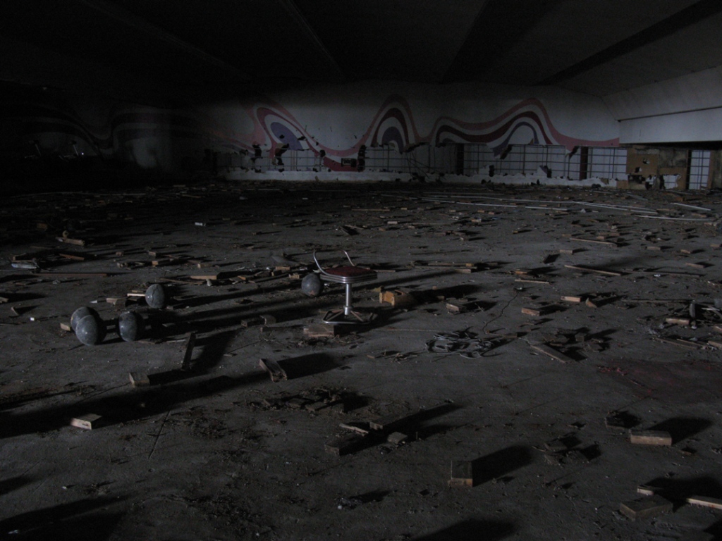toyo bowl 3rd floor